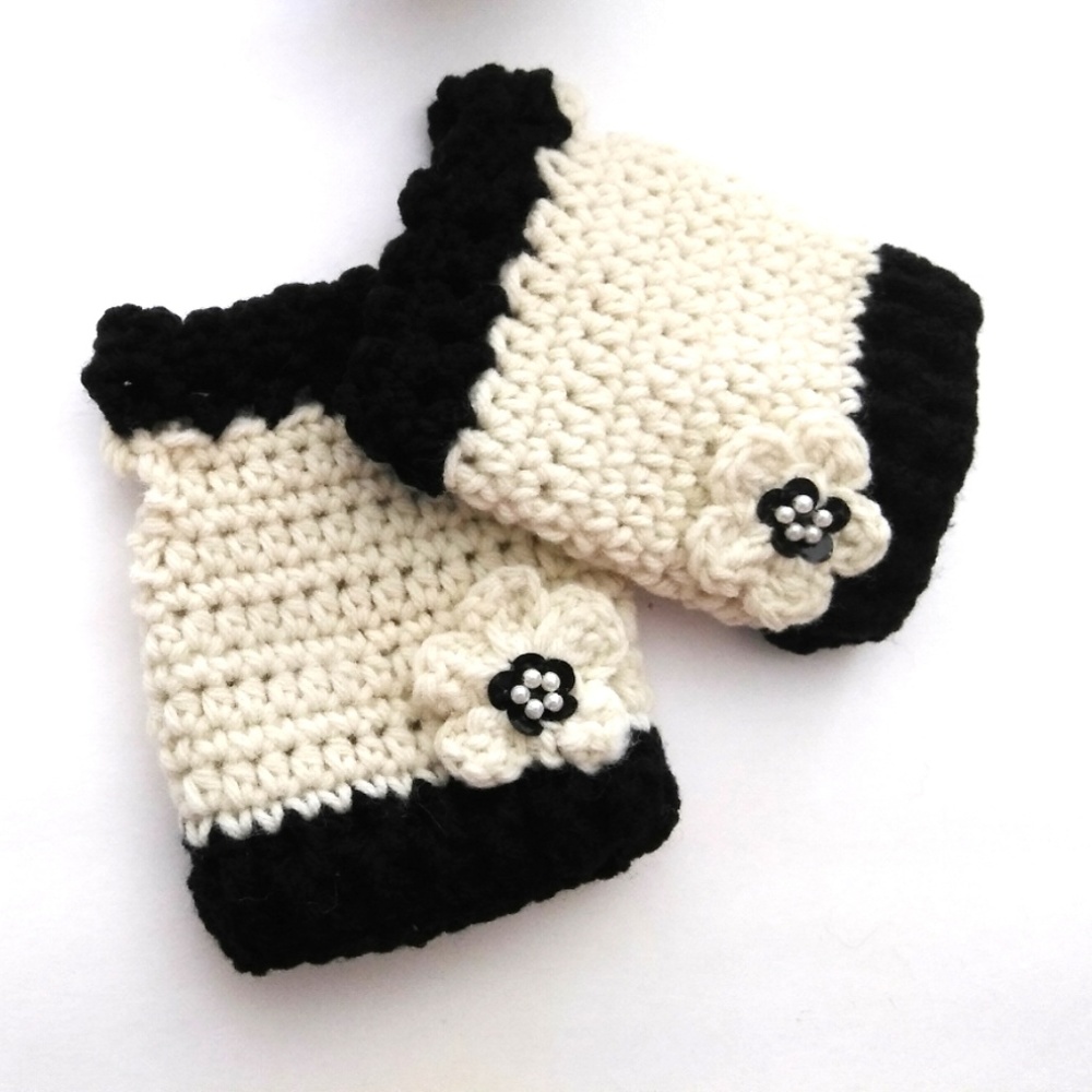 Crochet Fingerless Gloves, Mittens,Wristlet, - Picture 2 of 2